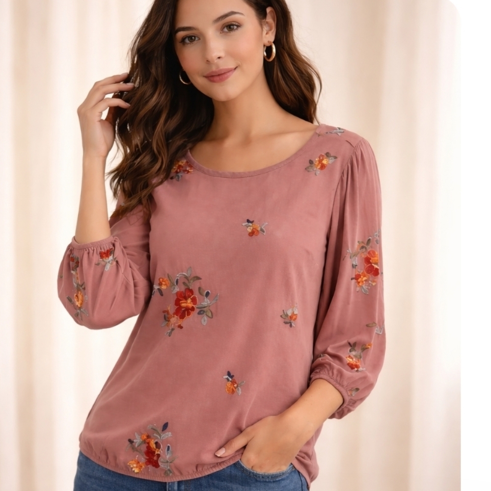 Fig And Flower | Embroidered Pink Blouse
